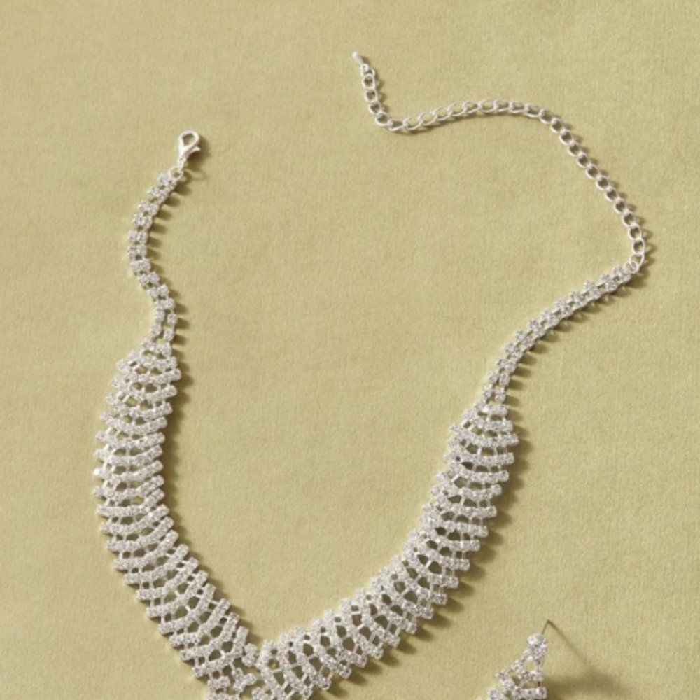 Best Gift Rhinestone Jewelry Set - Picture 2 of 3